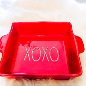 Rae Dunn Red Square Valentine XOXO Baking Dish